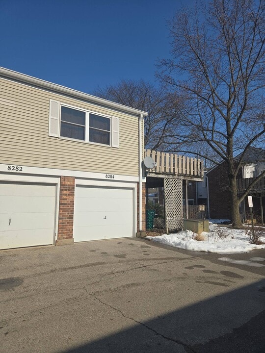 8284 Sobax Dr in Indianapolis, IN - Building Photo