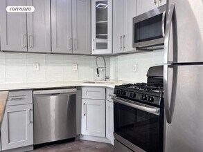4828 Barnes Ave in Bronx, NY - Building Photo - Building Photo