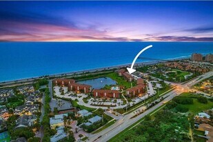 601 S Seas Dr in Jupiter, FL - Building Photo