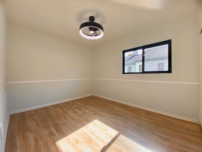 property at 8722 Villa La Jolla Dr