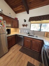 94 John Muir Rd in Mammoth Lakes, CA - Building Photo - Building Photo