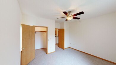 2899 Mickelson Pky in Fitchburg, WI - Building Photo - Building Photo