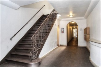 Lexington Ave Apartments in Los Angeles, CA - Building Photo - Lobby