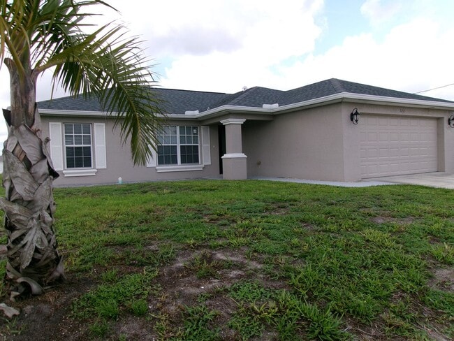 property at 122 Diplomat Pkwy E