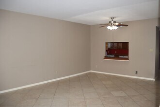 985 Bayou Trace Dr in Alexandria, LA - Building Photo - Building Photo