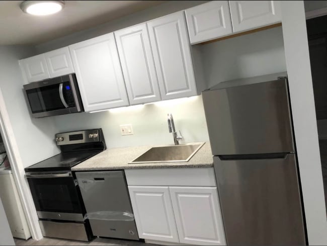 property at 1195 Grafton St