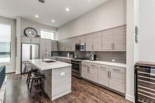 1004 California St in Houston, TX - Building Photo