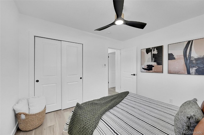 461 W 71st Ave in Denver, CO - Foto de edificio - Building Photo