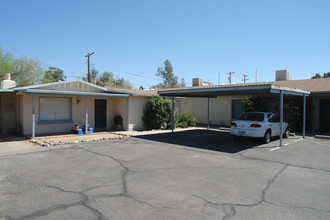 2112-2122 N Belvedere Ave in Tucson, AZ - Building Photo - Building Photo