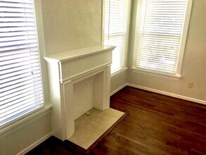 2565 Rogers Ave in Fort Worth, TX - Building Photo - Building Photo