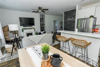 2734 Kendrick Ave in Charlotte, NC - Building Photo - Building Photo