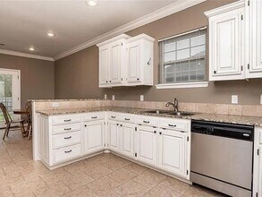 1588 N Hazeltine Dr in Fayetteville, AR - Building Photo - Building Photo