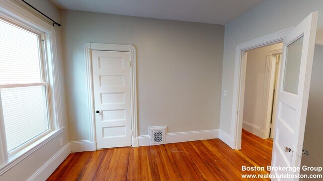 785 Columbia Rd in Boston, MA - Building Photo - Building Photo