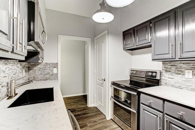 property at 2400 N Braeswood Blvd