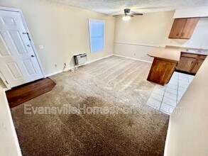 10455 Old Hwy 62 E in Mount Vernon, IN - Building Photo - Building Photo