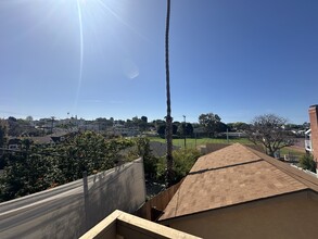 409 E Oak Ave in El Segundo, CA - Building Photo - Building Photo