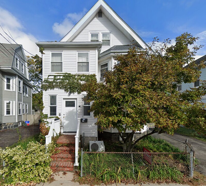 17 Holman St, Unit #1 in Boston, MA - Building Photo