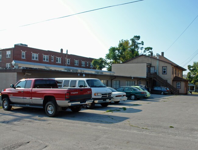 511 Cherry St in Springfield, MO - Building Photo - Building Photo