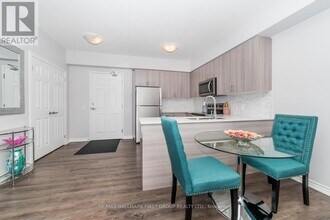 290 Liberty St N in Clarington, ON - Building Photo - Building Photo