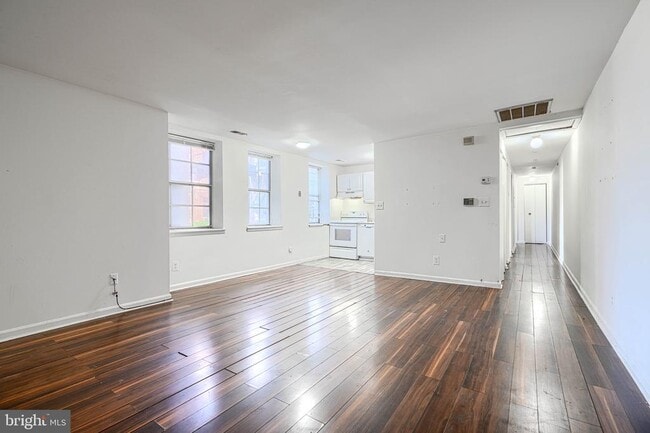 3321 Liberty Heights Ave in Baltimore, MD - Building Photo - Building Photo