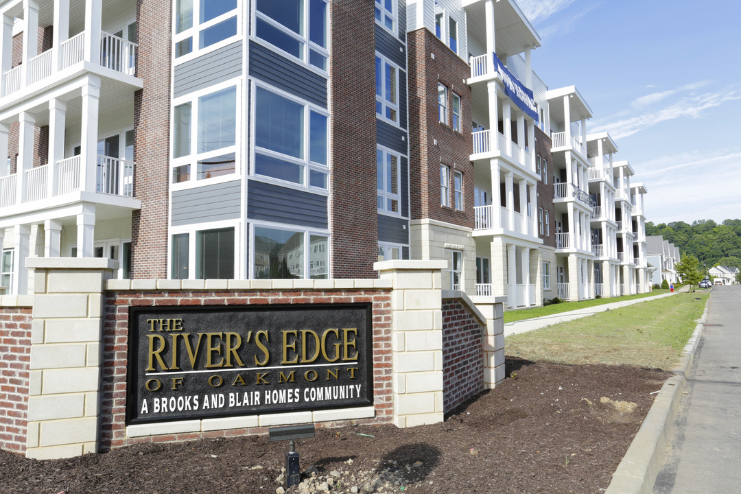 The Rivers Edge of Oakmont in Oakmont, PA - Building Photo