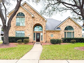 5311 Ashmore Park Dr, Unit 2 in Katy, TX - Building Photo - Building Photo
