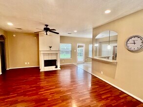 2830 Spring Dusk Dr in Spring, TX - Building Photo - Building Photo