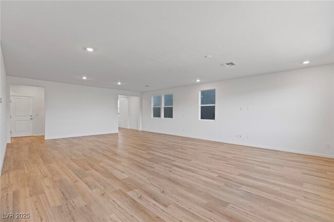 property at 3055 Magnolia Rnch Ave