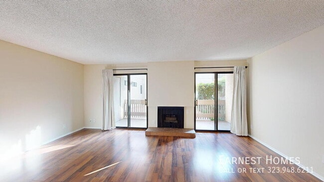 15215 Magnolia Blvd in Los Angeles, CA - Building Photo - Building Photo