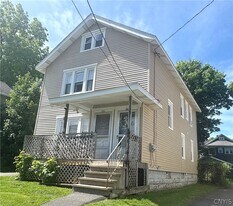 107 Harford Rd in Syracuse, NY - Building Photo