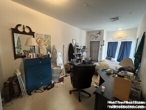 8-10 Glencoe St. Unit 5, Unit 5 in Boston, MA - Building Photo - Building Photo