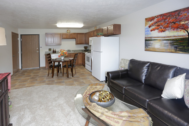 Stoney Hill 1 Apartments in Sioux Falls, SD - Building Photo - Interior Photo