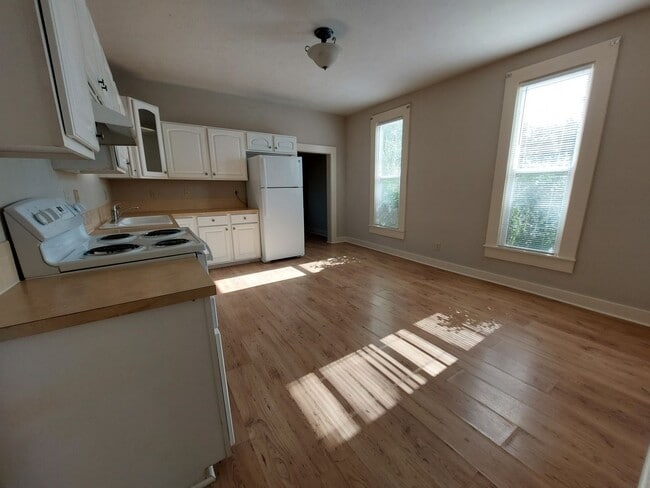 202 E 95th St S in Haysville, KS - Building Photo - Building Photo