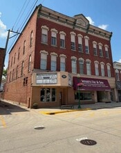 318 Liberty St in Morris, IL - Building Photo - Building Photo