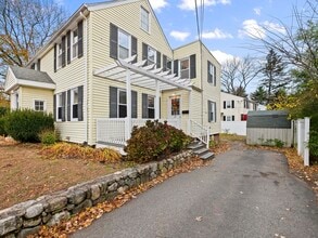 27 Kilby St in Woburn, MA - Building Photo - Building Photo