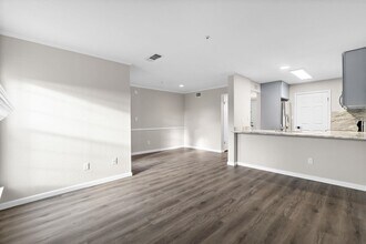 690 NJ-23 in Wayne, NJ - Building Photo - Building Photo