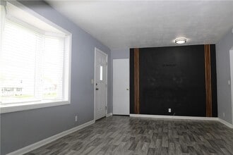 175 English Rd in Rochester, NY - Building Photo - Building Photo