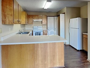 634 Deer Trail Dr in Indianapolis, IN - Building Photo - Building Photo