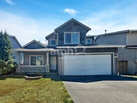 1524 185th St Ct E in Spanaway, WA - Building Photo