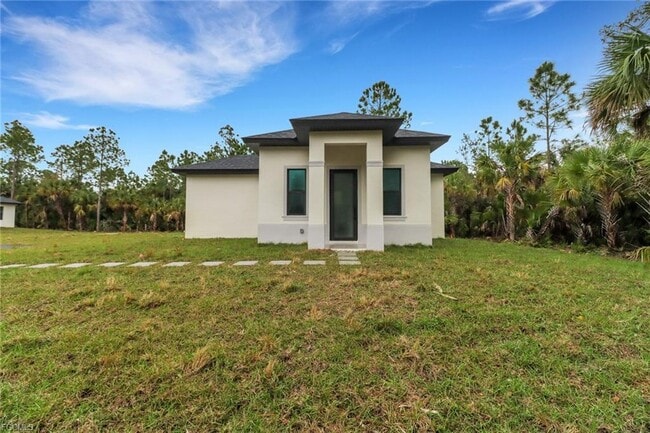 property at 2266 Desoto Blvd S