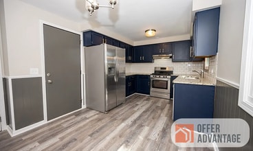 261 Ehinger Dr in West Seneca, NY - Building Photo - Building Photo