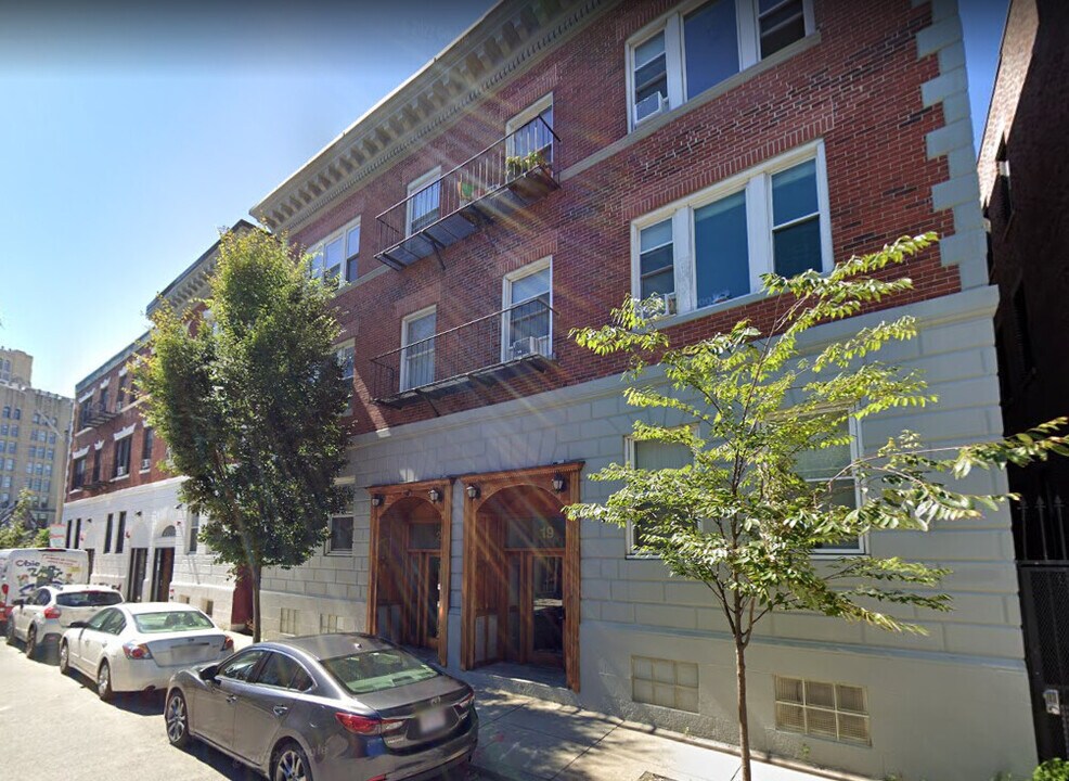 16 Aberdeen St, Unit 17-A in Boston, MA - Building Photo