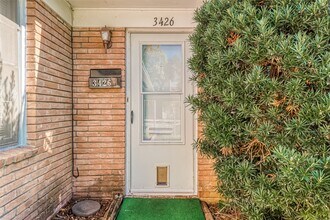 3426 Bradford St in Houston, TX - Building Photo - Building Photo