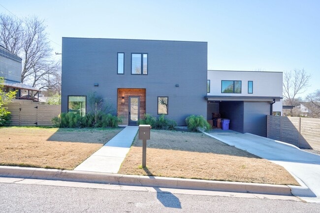 property at 907 Barton Skyway