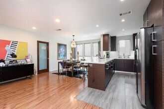 1620 Malcolm Ave in Los Angeles, CA - Building Photo - Building Photo