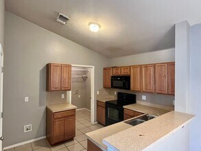 18713 Bebida Way in Edmond, OK - Building Photo - Building Photo