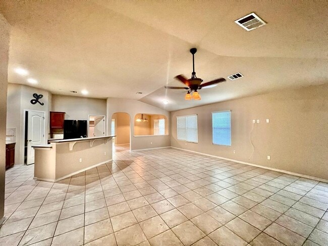 3104 Hawks Swoop Trail in Pflugerville, TX - Building Photo - Building Photo