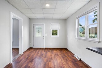 1519 Jefferson St in Oshkosh, WI - Building Photo - Building Photo
