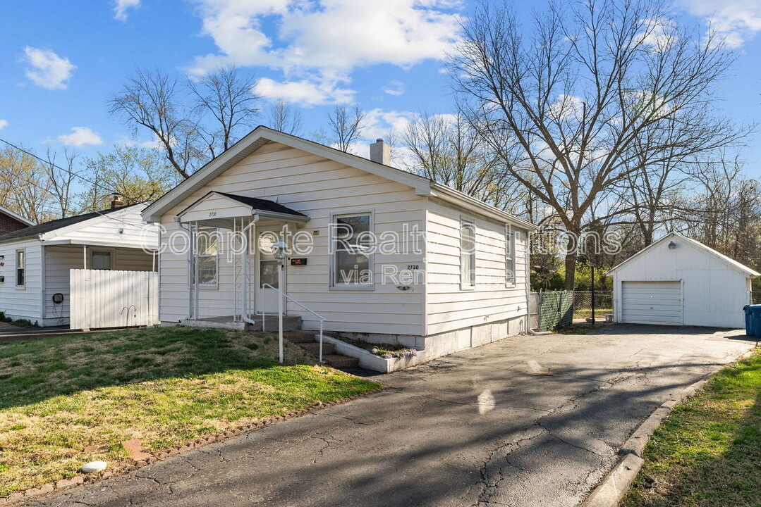 2730 Annapolis Ave in Overland, MO - Building Photo