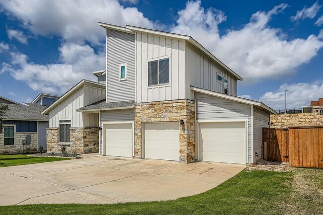 11116 Charger Wy in Manor, TX - Building Photo - Building Photo